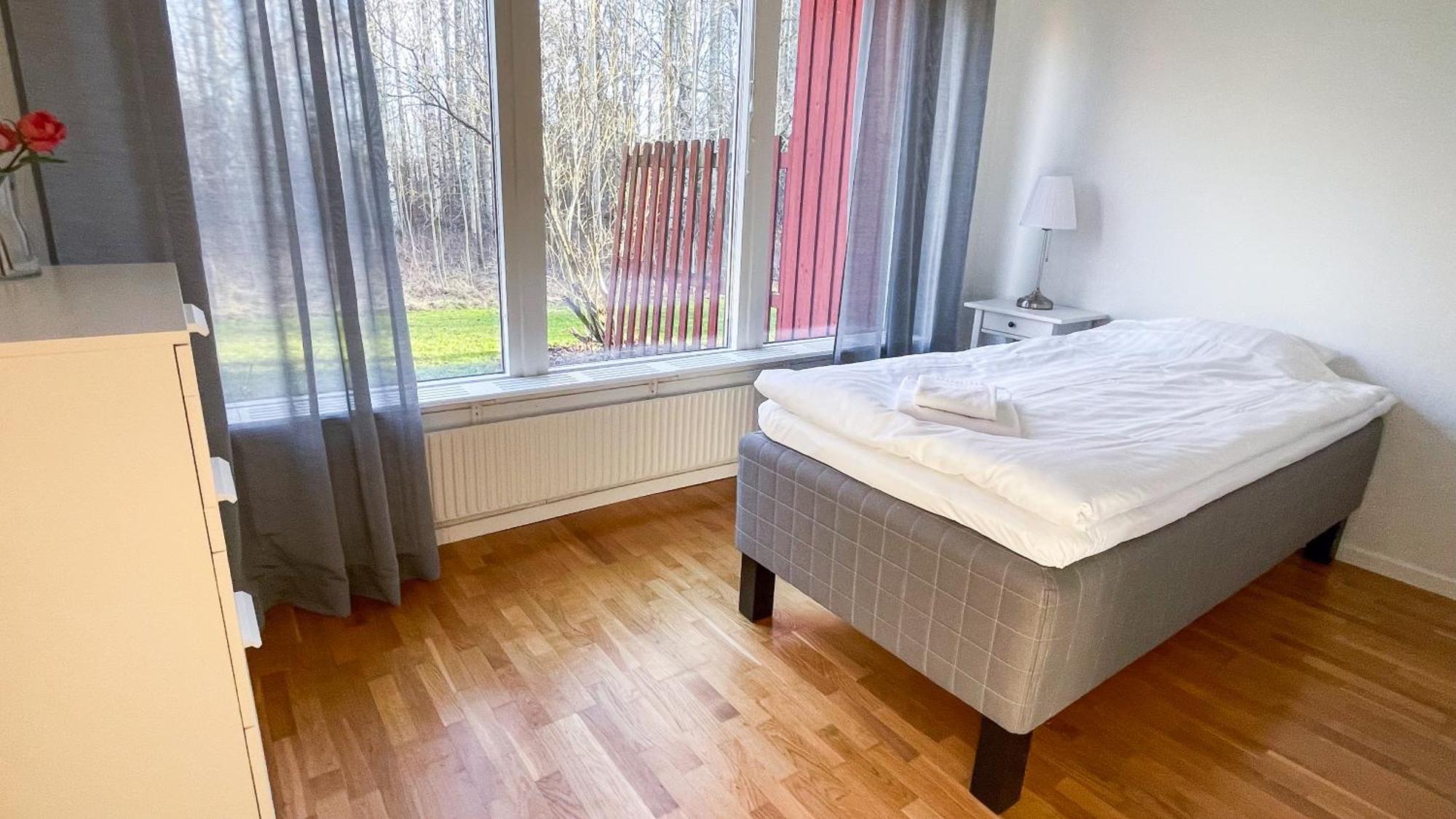 Karlskoga Folkhoegskola Vandrarhem Udden Eksteriør billede