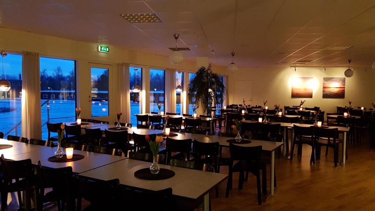 Karlskoga Folkhoegskola Vandrarhem Udden Eksteriør billede