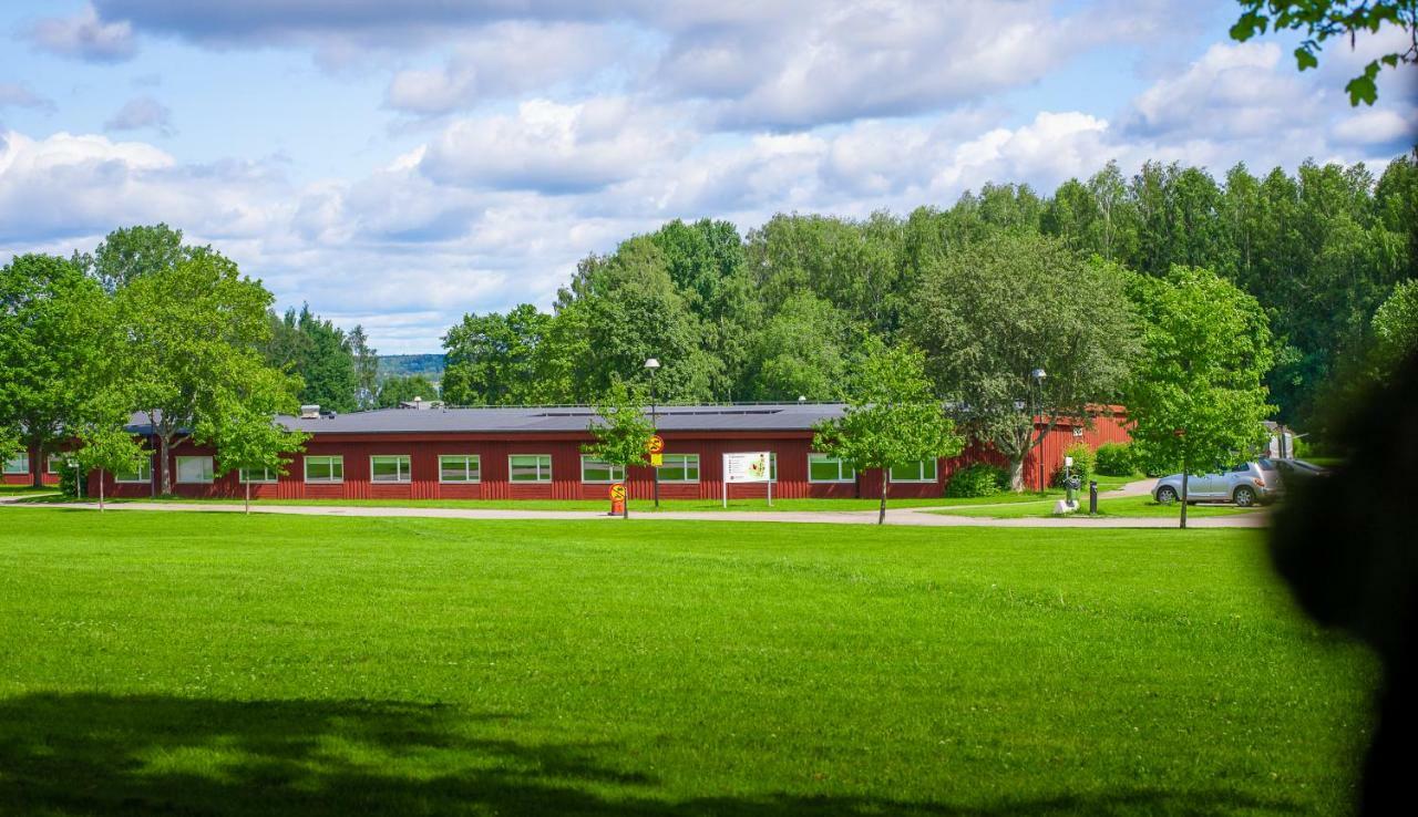 Karlskoga Folkhoegskola Vandrarhem Udden Eksteriør billede